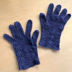 Vintage black cotton crochet gloves